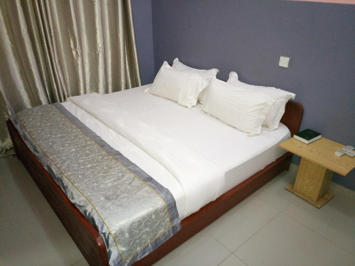 Glorious Hotel & Suites Ikotun Luaran gambar